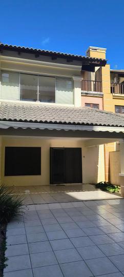 Casa - Sobrado à venda no bairro Centro, Tramandaí, Referencia: 875