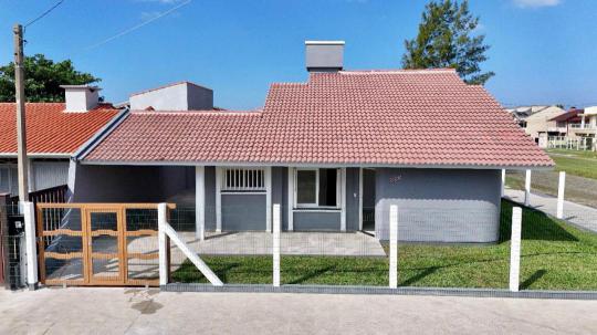 Casa - Sobrado à venda no bairro Zona Nova, Tramandaí, Referencia: IC288