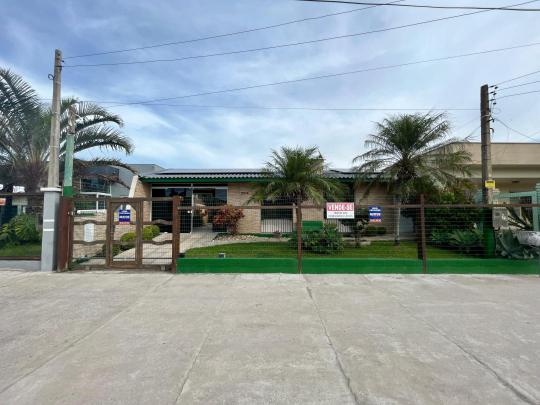 Casa - Sobrado à venda no bairro Centro, Tramandaí, Referencia: IC295