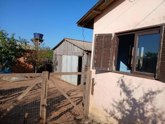 Casa à venda no bairro Área Rural de Cachoeira do Sul, Cachoeira do Sul, Referencia: 166895