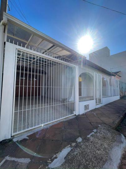 Casa para alugar no bairro Centro, Cachoeira do Sul, Referencia: 166979
