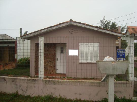 Casa à venda no bairro Centro, Cidreira, Referencia: 561