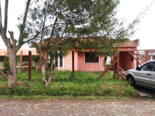 Casas - Sobrados à venda no bairro Zona Nova, Tramandaí, Referencia: 0534
