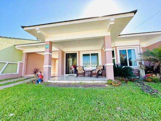 Casa à venda no bairro Atlântida Sul, Osório, Referencia: 002