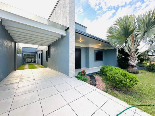 Casa à venda no bairro Atlântida Sul, Osório, Referencia: 096