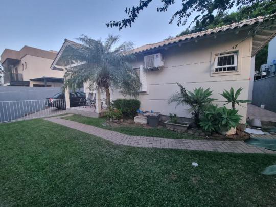 Casa à venda no bairro Rondônia, Novo Hamburgo, Referencia: 3449