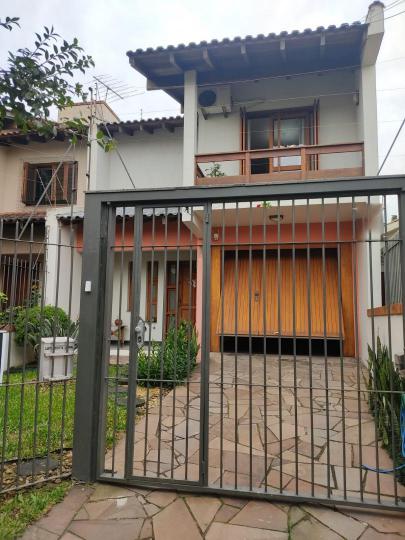 Casa de 130 m² Cristo Rei - São Leopoldo, à venda por R$ 424 - Mattos  Imóveis