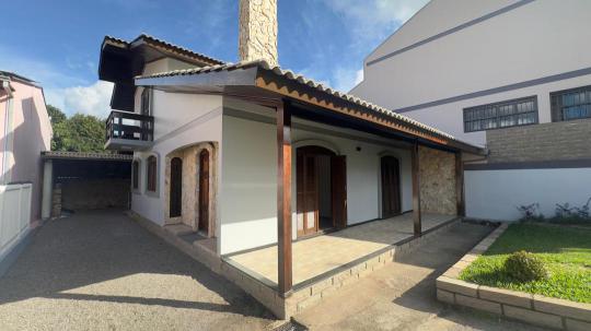 Casa à venda no bairro Ana Rech, Caxias do Sul, Referencia: 2000