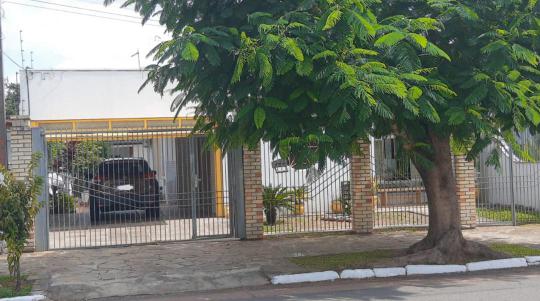 Casa à venda no bairro Igara, Canoas, Referencia: CA2131