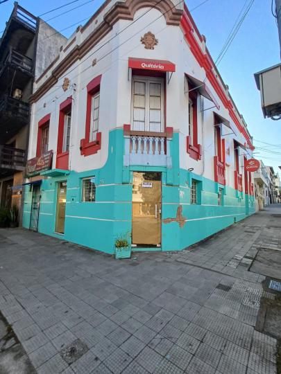 Casa para alugar no bairro Centro, Bagé, Referencia: 2758