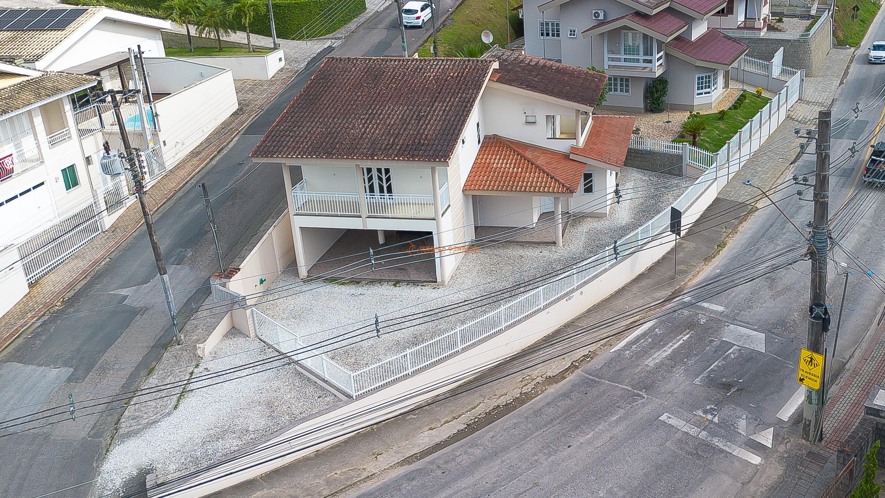 Casa de 4 quartos, 240m² no bairro Guarani, em Brusque | Eu Corretor