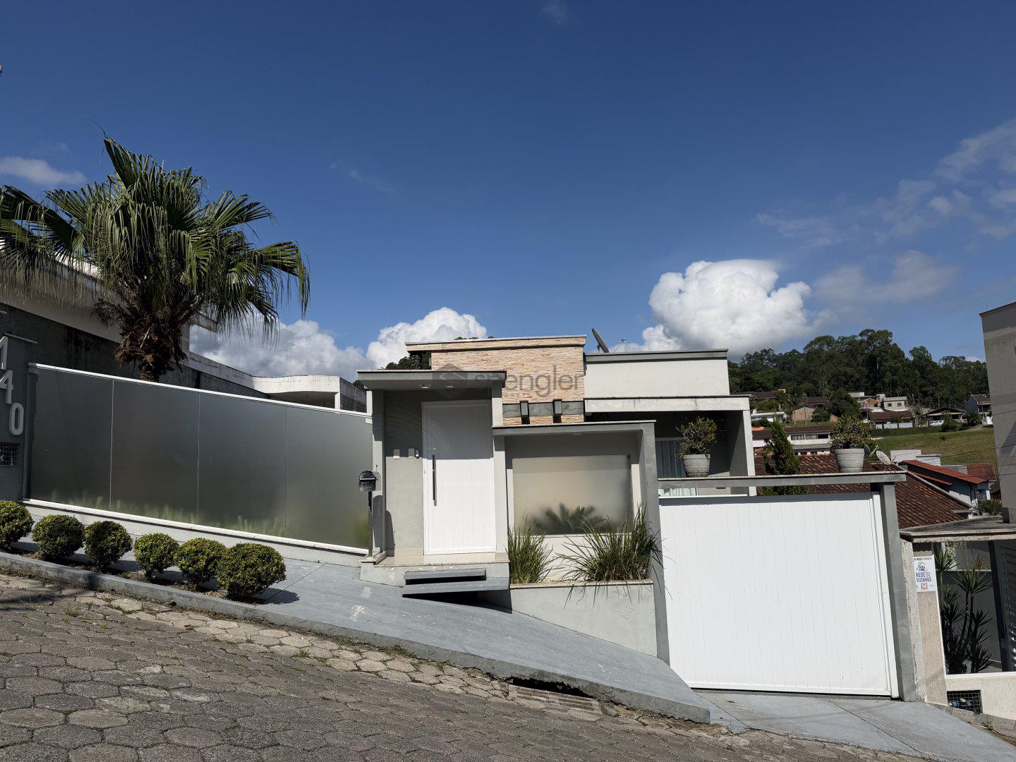Casa ampla no bairro Gasparinho, em Gaspar REF: CA0882 - foto 1
