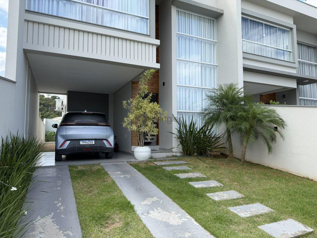 Sobrado à venda no bairro Gaspar Mirim! REF: CA0886 - foto 1